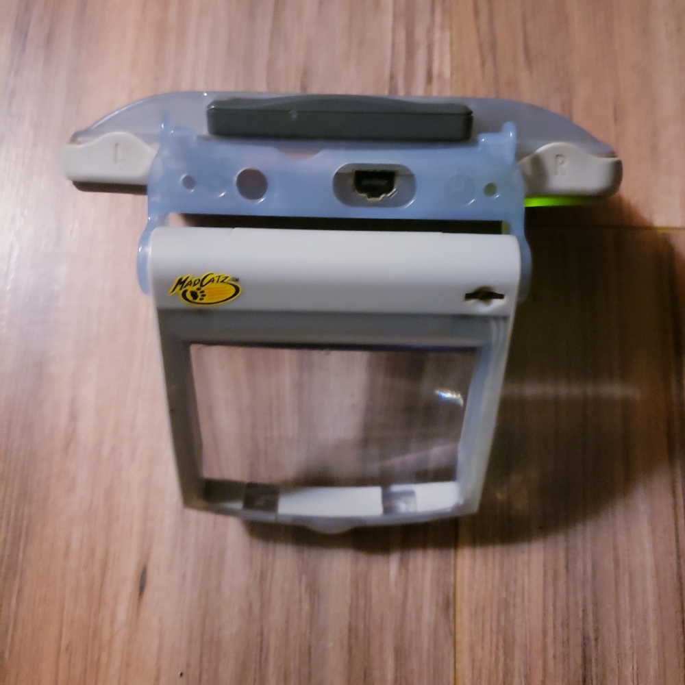 Nintendo Game Boy Advance Vintage- Translucent Gray w/ Game & Accessories - Picture 6 of 8